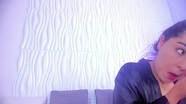 Abby  colins online show from October 29, 2025, 5:36 pm