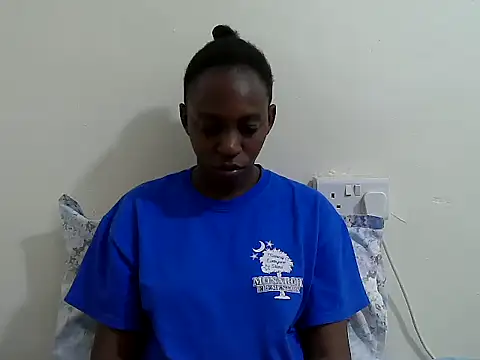 Snapshot of lizbela1 chatting on October 16, 2025, 10:27 am lizbela1 online show from October 16, 2025, 10:27 am