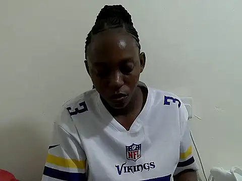 Snapshot of lizbela1 chatting on October 17, 2025, 10:45 pm lizbela1 online show from October 17, 2025, 10:45 pm