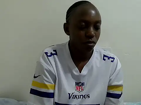 lizbela1 online show from November 26, 2025, 5:25 pm