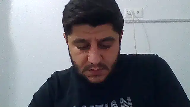 erkekkkadam online show from November 5, 2025, 10:43 pm