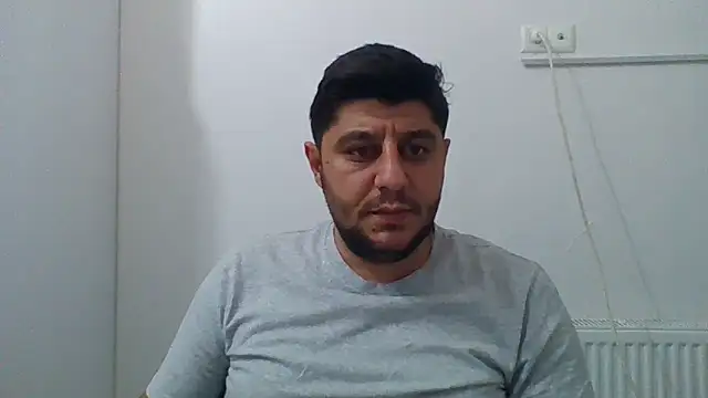 erkekkkadam online show from November 19, 2025, 9:15 pm