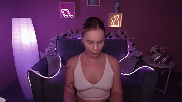 RikaRaily online show from December 20, 2024, 8:38 am