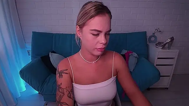 RikaRaily online show from September 10, 2025, 5:40 am