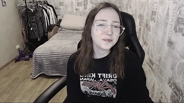 Snapshot of AmeliaKamishiro chatting on December 7, 2024, 12:13 pm AmeliaKamishiro online show from December 7, 2024, 12:13 pm