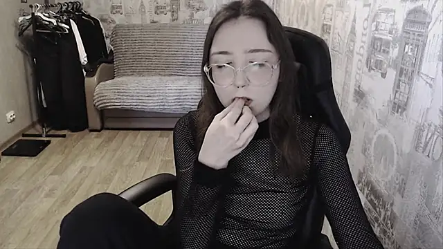 Snapshot of AmeliaKamishiro chatting on January 21, 2025, 12:07 pm AmeliaKamishiro online show from January 21, 2025, 12:07 pm