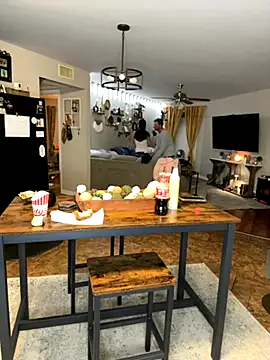 MnM4ever online show from November 15, 2025, 4:32 am