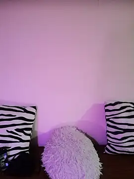 Snapshot of Felicia_smok3 chatting on December 7, 2024, 4:31 am Felicia smok3 online show from December 7, 2024, 4:31 am