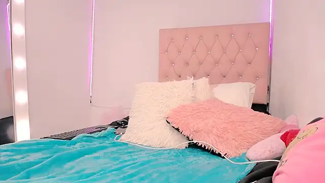 Celeste  sweetx online show from February 28, 2025, 6:20 pm