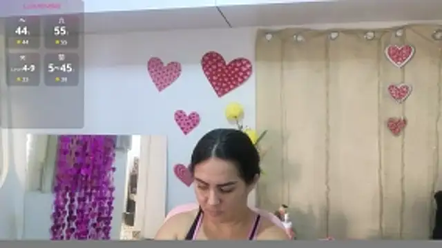 Snapshot of lovely_trix chatting on February 16, 2026, 2:02 pm lovely trix online show from February 16, 2026, 2:02 pm