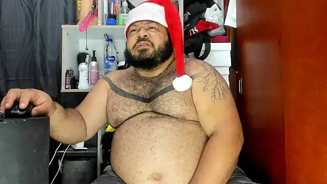 Latino bigcock online show from December 30, 2024, 3:36 am
