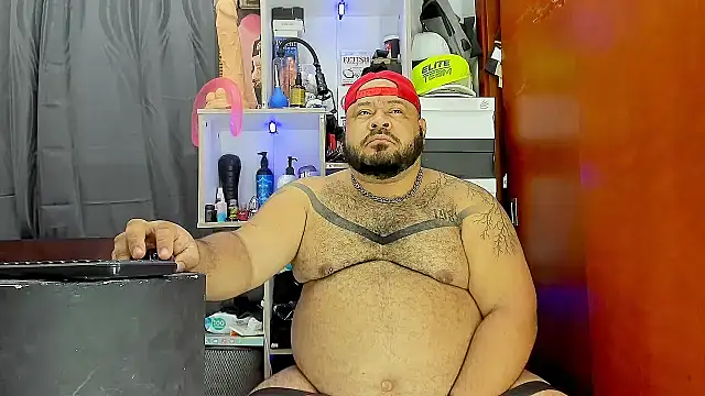 Latino bigcock online show from February 26, 2025, 4:58 am