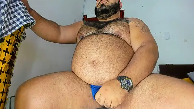 Latino bigcock online show from February 7, 2026, 10:13 pm