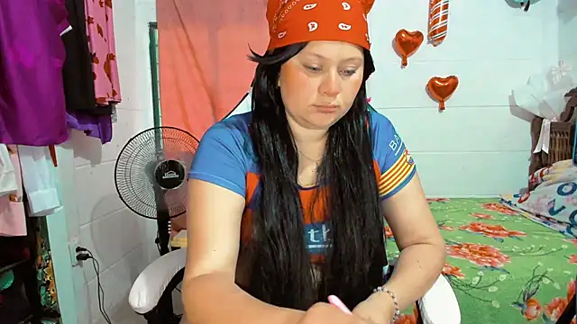 Snapshot of SofiaOlivares chatting on February 7, 2025, 9:58 pm SofiaOlivares online show from February 7, 2025, 9:58 pm