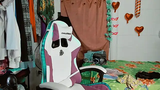 Snapshot of SofiaOlivares chatting on February 18, 2025, 3:10 am SofiaOlivares online show from February 18, 2025, 3:10 am