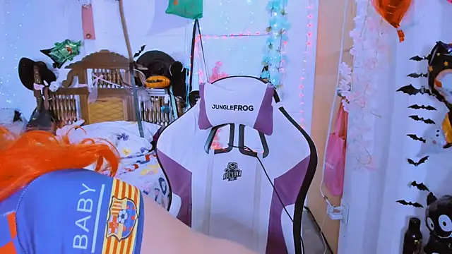 Snapshot of SofiaOlivares chatting on October 7, 2025, 10:18 pm SofiaOlivares online show from October 7, 2025, 10:18 pm