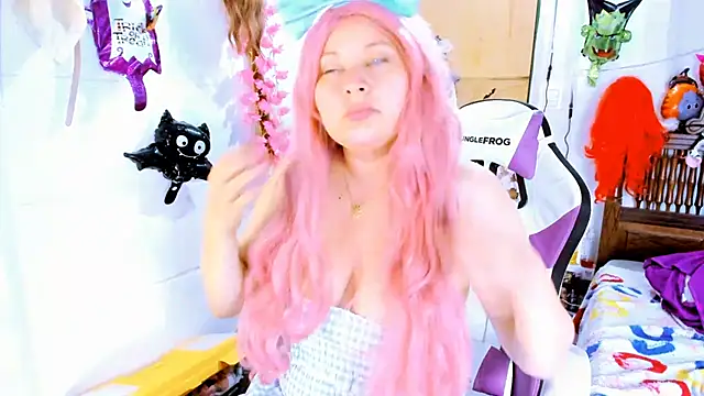 Snapshot of SofiaOlivares chatting on October 13, 2025, 12:54 am SofiaOlivares online show from October 13, 2025, 12:54 am