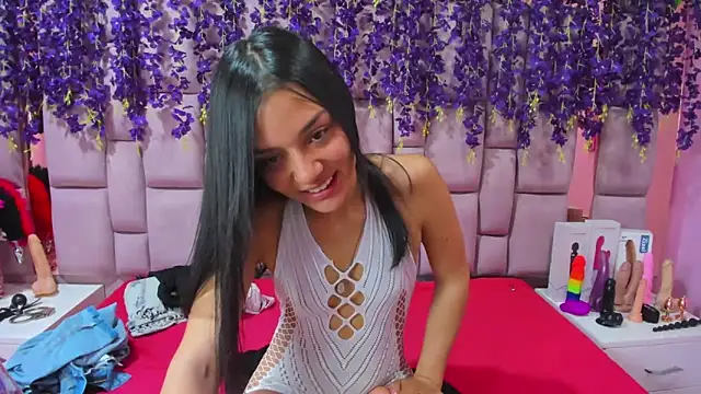 Snapshot of Bich_Anal_ chatting on December 23, 2024, 4:28 pm Bich Anal online show from December 23, 2024, 4:28 pm