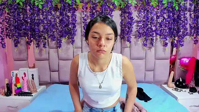 Snapshot of Bich_Anal_ chatting on January 10, 2025, 1:09 pm Bich Anal online show from January 10, 2025, 1:09 pm