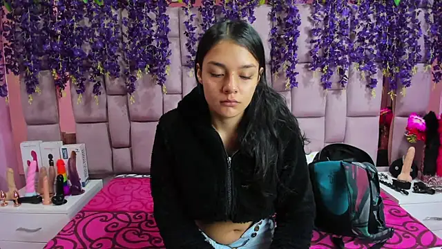 Snapshot of Bich_Anal_ chatting on January 14, 2025, 12:56 pm Bich Anal online show from January 14, 2025, 12:56 pm