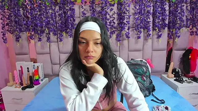 Snapshot of Bich_Anal_ chatting on January 28, 2025, 1:38 pm Bich Anal online show from January 28, 2025, 1:38 pm