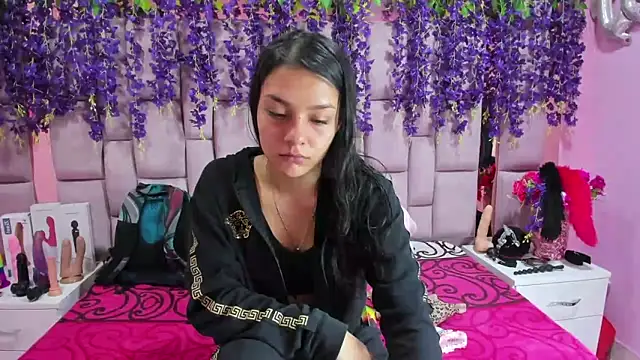 Snapshot of Bich_Anal_ chatting on February 17, 2025, 1:21 pm Bich Anal online show from February 17, 2025, 1:21 pm