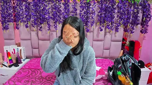 Snapshot of Bich_Anal_ chatting on March 7, 2025, 12:56 pm Bich Anal online show from March 7, 2025, 12:56 pm