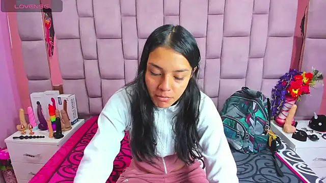 Snapshot of Bich_Anal_ chatting on March 13, 2025, 1:18 pm Bich Anal online show from March 13, 2025, 1:18 pm