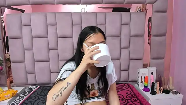 Snapshot of Bich_Anal_ chatting on September 12, 2025, 2:17 pm Bich Anal online show from September 12, 2025, 2:17 pm