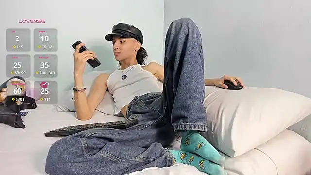 imcoltonalvin online show from February 27, 2025, 3:36 am