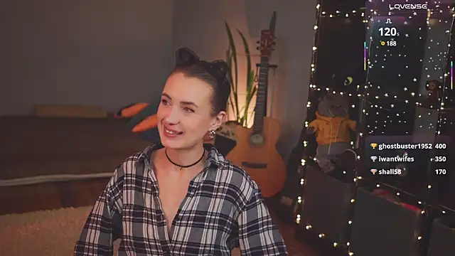 Snapshot of bananya_kitty chatting on March 10, 2025, 10:24 pm bananya kitty online show from March 10, 2025, 10:24 pm