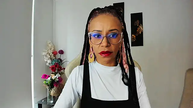 ScarlettMalbec online show from February 13, 2025, 9:17 pm