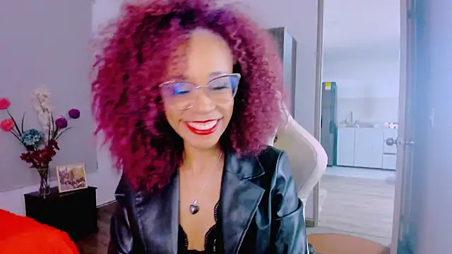 ScarlettMalbec online show from March 18, 2026, 7:50 pm