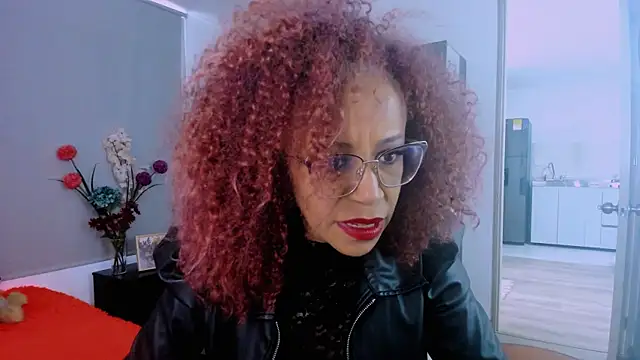 ScarlettMalbec online show from April 27, 2026, 9:02 pm