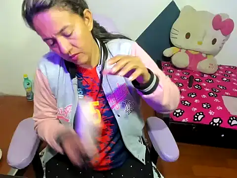 daleska ayala 1 online show from November 6, 2025, 10:32 pm