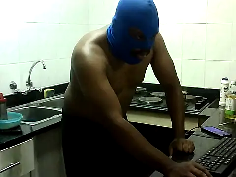 Snapshot of Yardie_bone chatting on December 2, 2025, 6:58 pm Yardie bone online show from December 2, 2025, 6:58 pm