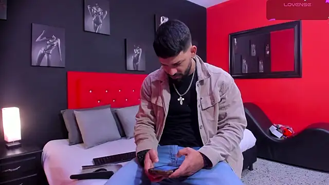 Thiagogomez online show from December 15, 2025, 12:20 pm