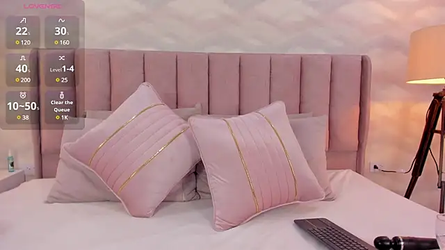 Snapshot of im_malih chatting on January 14, 2025, 5:30 am im malih online show from January 14, 2025, 5:30 am