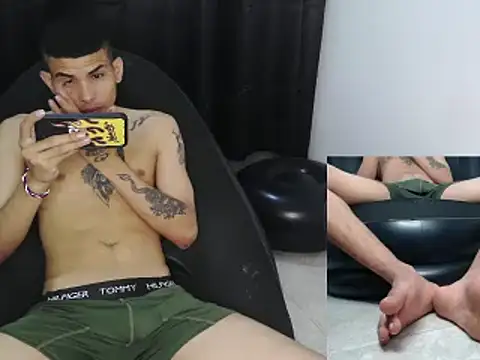 hot king20 online show from February 19, 2025, 6:43 pm