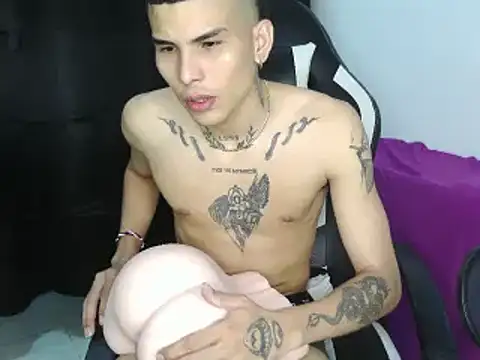 hot king20 online show from March 1, 2025, 5:42 am