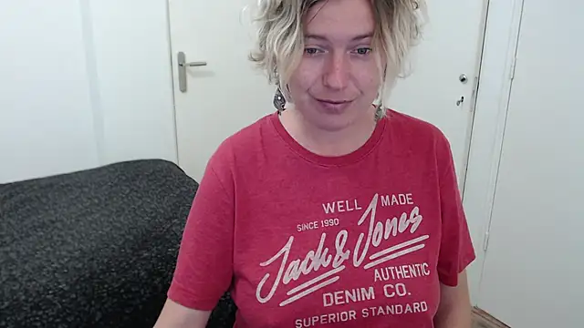 cumfun online show from October 30, 2025, 8:27 am