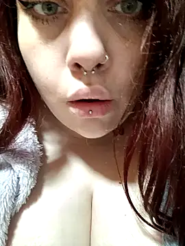 Snapshot of persefone97 chatting on February 22, 2025, 11:13 pm persefone97 online show from February 22, 2025, 11:13 pm