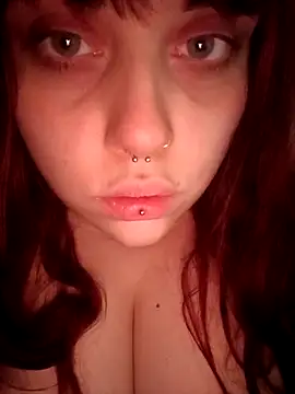 Snapshot of persefone97 chatting on March 19, 2025, 9:17 am persefone97 online show from March 19, 2025, 9:17 am