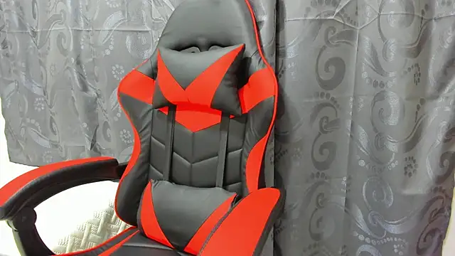 Snapshot of Scarlett_johansson19_ chatting on October 26, 2025, 5:57 am Scarlett johansson19 online show from October 26, 2025, 5:57 am