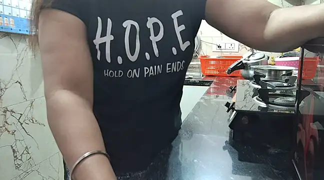 bhabhisexxy 880 online show from March 10, 2025, 1:56 am