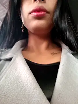 Astrid-- online show from December 17, 2024, 8:10 pm