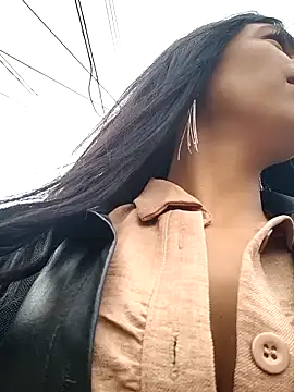 Astrid-- online show from February 6, 2025, 2:58 pm