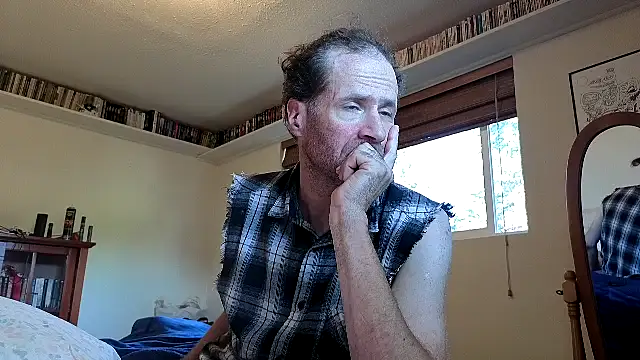 HandsumHungDaddy online show from September 24, 2025, 7:39 pm