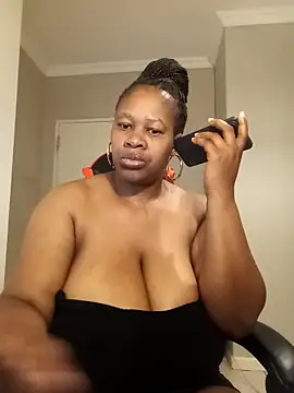 bustylisa1983 online show from March 28, 2026, 4:23 am