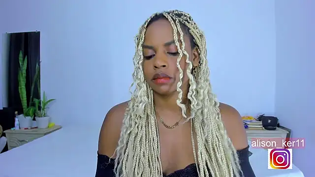 alison-ker3 online show from January 16, 2025, 11:15 am